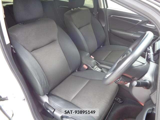 Honda FIT 2016-09 8282987-17