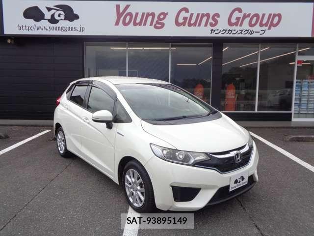 Honda FIT 2016-09 8282987-9