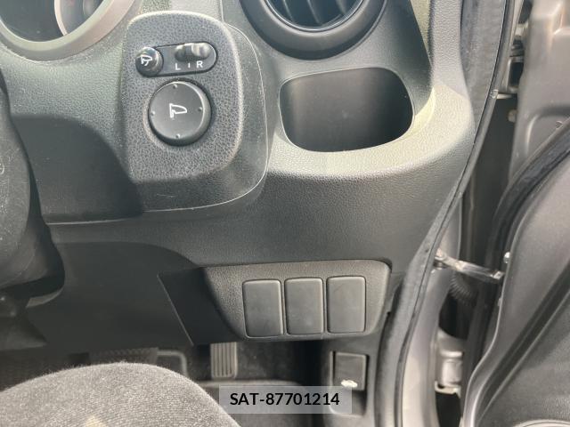 Honda FIT 2009-10 8284227-9