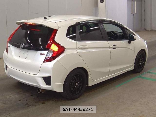 Honda FIT 2015-05 8284697-1