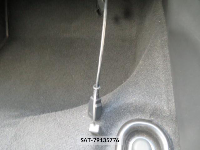 Honda FIT 2016-04 8285648-18