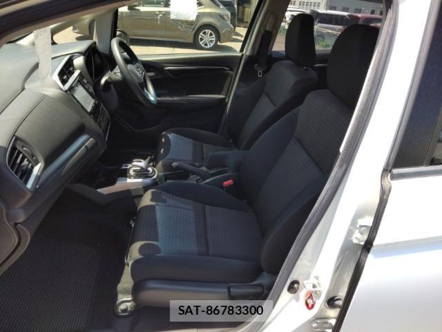 Honda FIT 2019-07 8285671-15