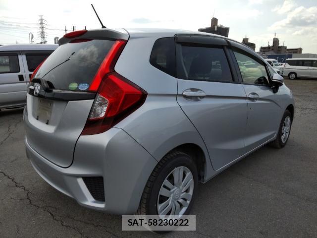 Honda FIT 2017-07 8285676-4