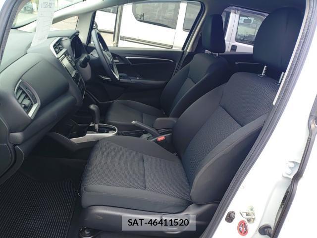 Honda FIT 2019-07 8285681-15