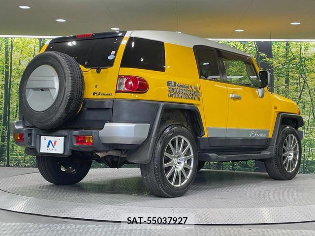 Toyota FJ CRUISER 2011-08 8278049-16