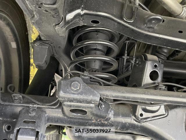 Toyota FJ CRUISER 2011-08 8278049-19