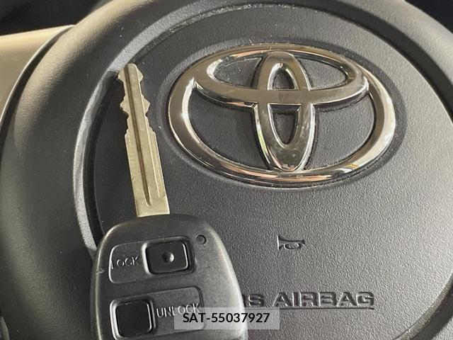Toyota FJ CRUISER 2011-08 8278049-6