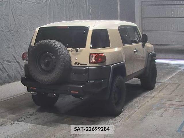Toyota FJ CRUISER 2011-10 8278917-1