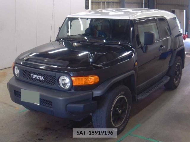 Toyota FJ CRUISER 2012-03 8278950-0