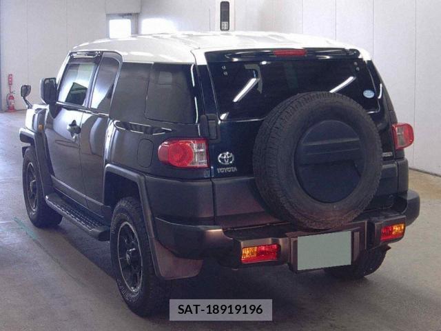 Toyota FJ CRUISER 2012-03 8278950-1