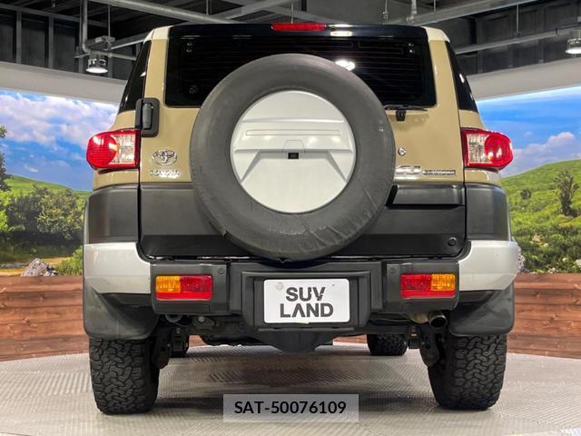 Toyota FJ CRUISER 2014-05 8279019-15