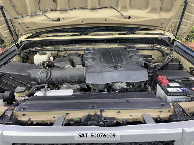 Toyota FJ CRUISER 2014-05 8279019-18