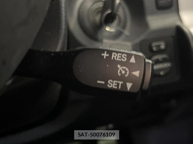 Toyota FJ CRUISER 2014-05 8279019-5