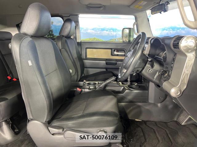 Toyota FJ CRUISER 2014-05 8279019-8