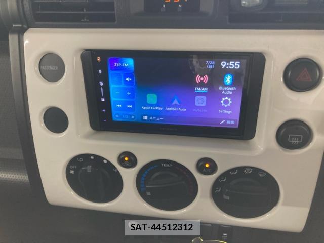 Toyota FJ CRUISER 2011-08 8279599-11