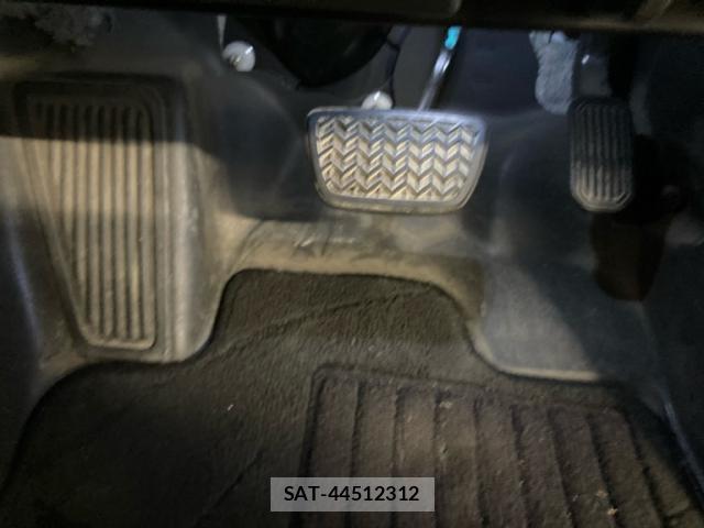 Toyota FJ CRUISER 2011-08 8279599-6