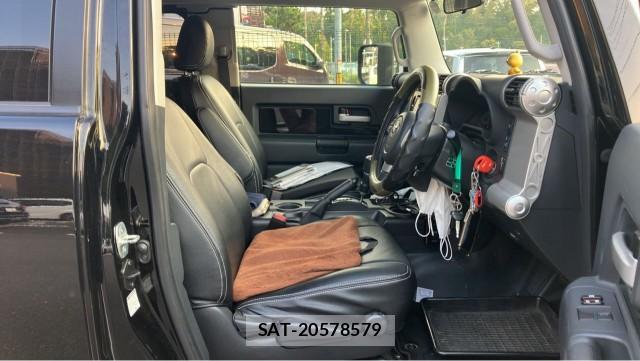 Toyota FJ CRUISER 2016-09 8282333-5