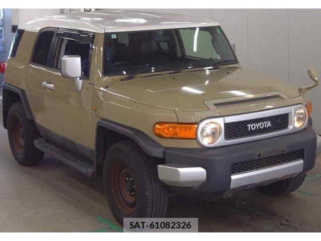 Toyota FJ CRUISER 2013-05 8283927-0