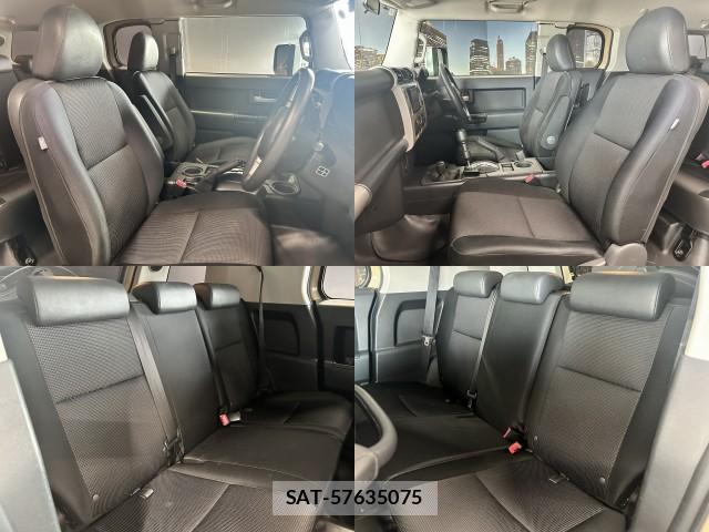 Toyota FJ CRUISER 2011-08 8285805-3