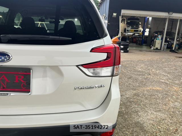 Subaru FORESTER 2019-05 8277959-13