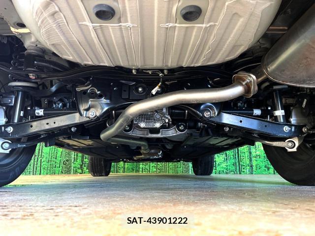 Subaru FORESTER 2025-07 8279416-18