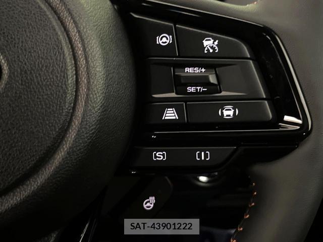 Subaru FORESTER 2025-07 8279416-6