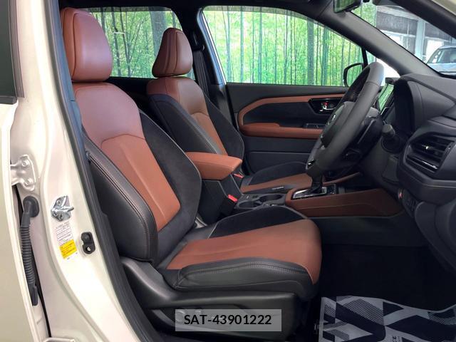Subaru FORESTER 2025-07 8279416-7