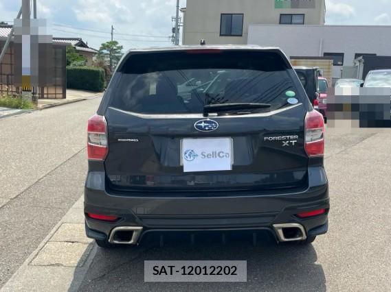 Subaru FORESTER 2013-02 8282215-1
