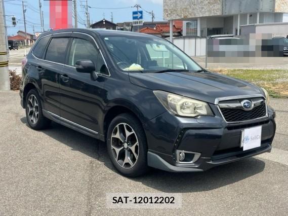 Subaru FORESTER 2013-02 8282215-11