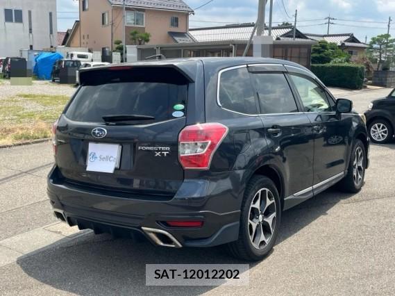 Subaru FORESTER 2013-02 8282215-13