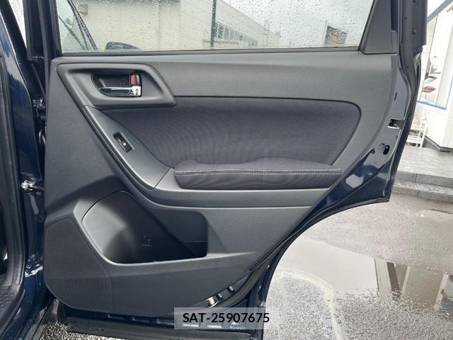 Subaru FORESTER 2012-11 8282514-19