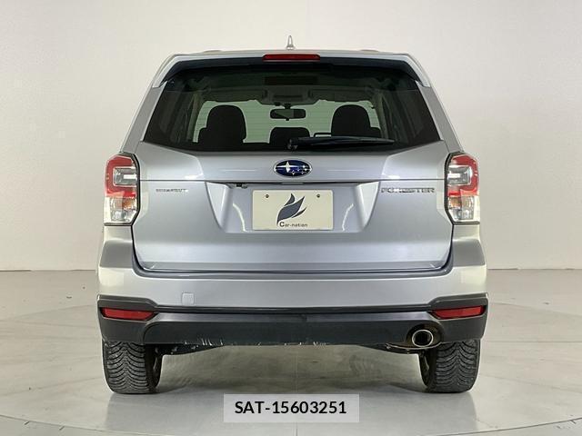Subaru FORESTER 2017-07 8284631-5