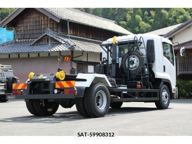 Isuzu FORWARD 2012-01 8276801-10