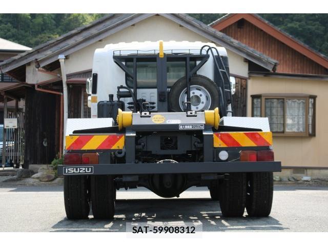 Isuzu FORWARD 2012-01 8276801-11