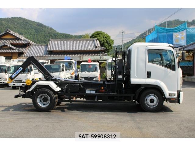 Isuzu FORWARD 2012-01 8276801-6