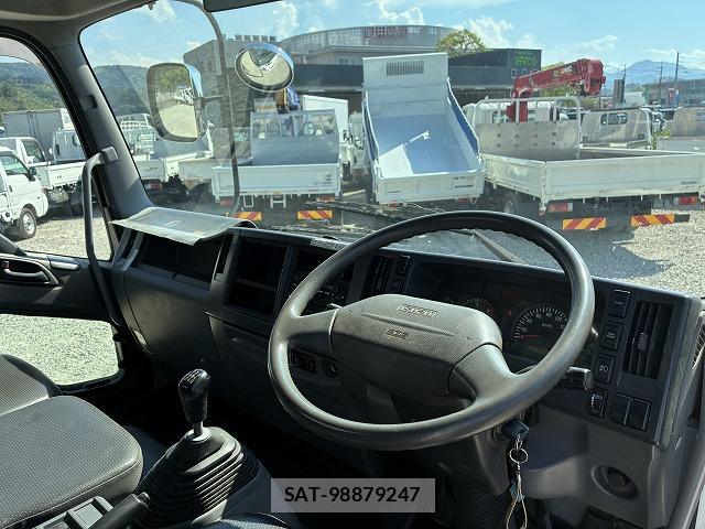 Isuzu FORWARD 2013-11 8284731-19