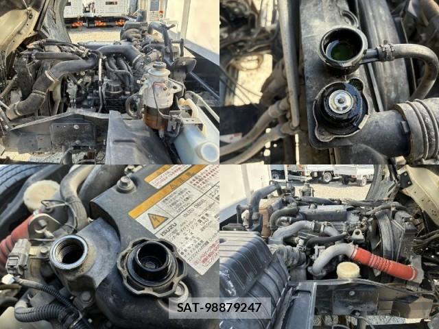 Isuzu FORWARD 2013-11 8284731-3