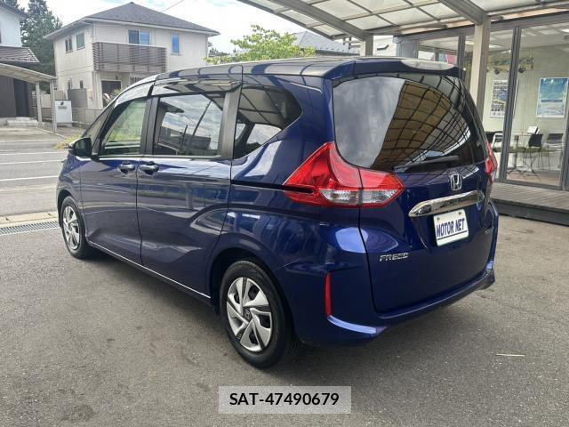 Honda FREED HYBRID 2019-06 8277619-10