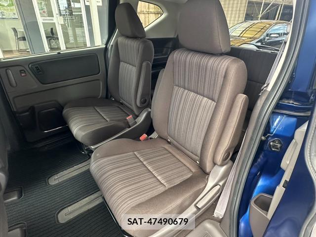Honda FREED HYBRID 2019-06 8277619-6