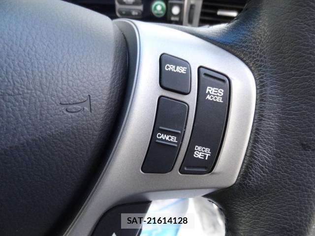 Honda FREED HYBRID 2015-11 8282933-5