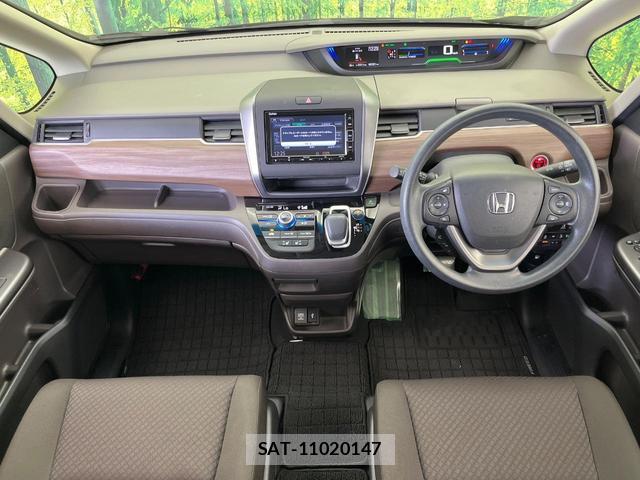 Honda FREED HYBRID 2022-03 8283031-2