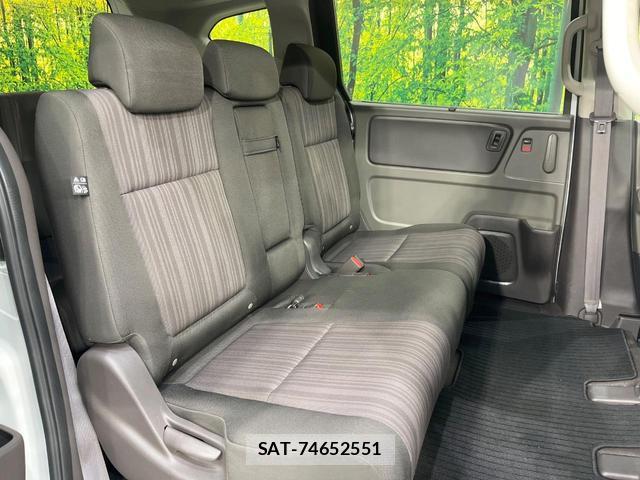 Honda FREED HYBRID 2017-12 8284016-8