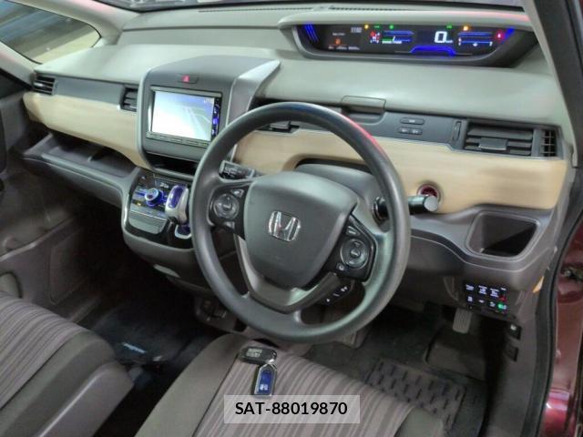 Honda FREED HYBRID 2016-12 8284538-2