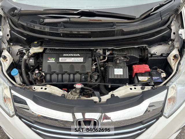 Honda FREED HYBRID 2015-08 8285021-4