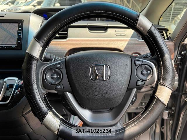 Honda FREED 2021-08 8277299-2