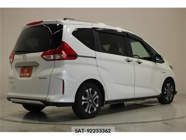 Honda FREED 2022-03 8277372-12