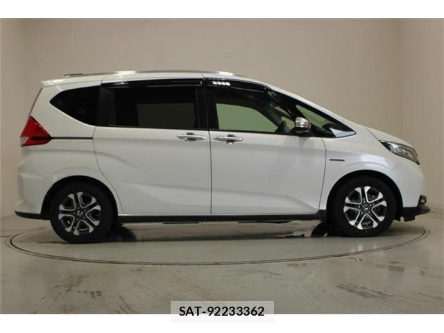 Honda FREED 2022-03 8277372-13