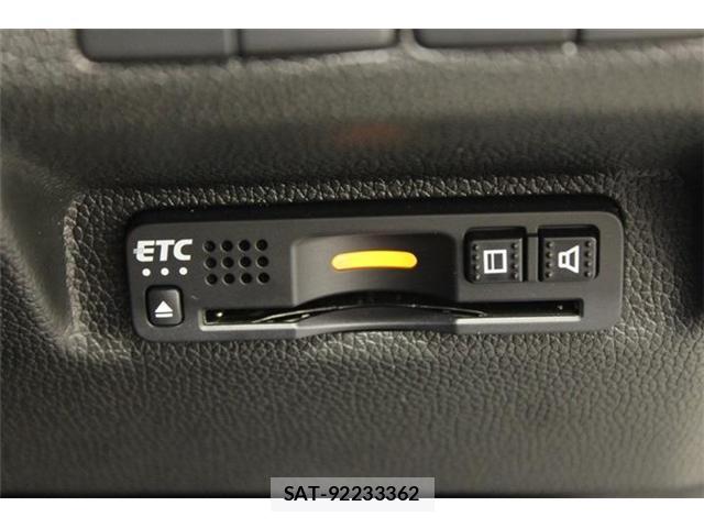 Honda FREED 2022-03 8277372-4