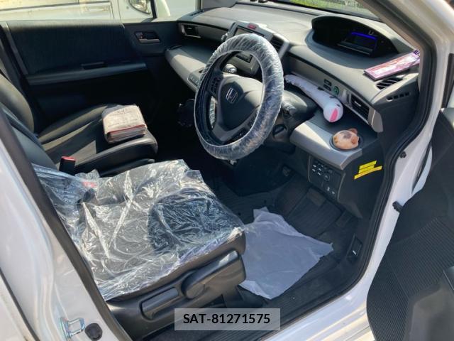 Honda FREED 2014-05 8279678-4