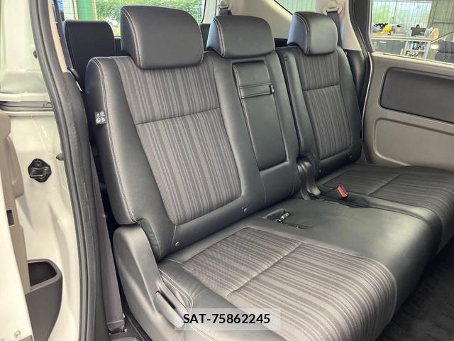 Honda FREED 2017-05 8283765-7